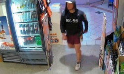 ACT Policing is seeking to identify a man who committed a robbery at an Erindale bottle shop about 5.40pm on Friday, 27 April 2018.