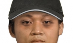 The man is described as Asian in appearance, 150cm tall, black short hair and a chubby build. The man was wearing a black cap, light grey hoody jumper with ‘I love NY’ on the front and blue denim jeans.