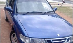 Image of blue Saab vehicle which was involved in a shooting